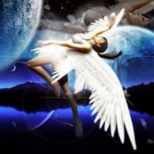 Meet your Posher, Alma